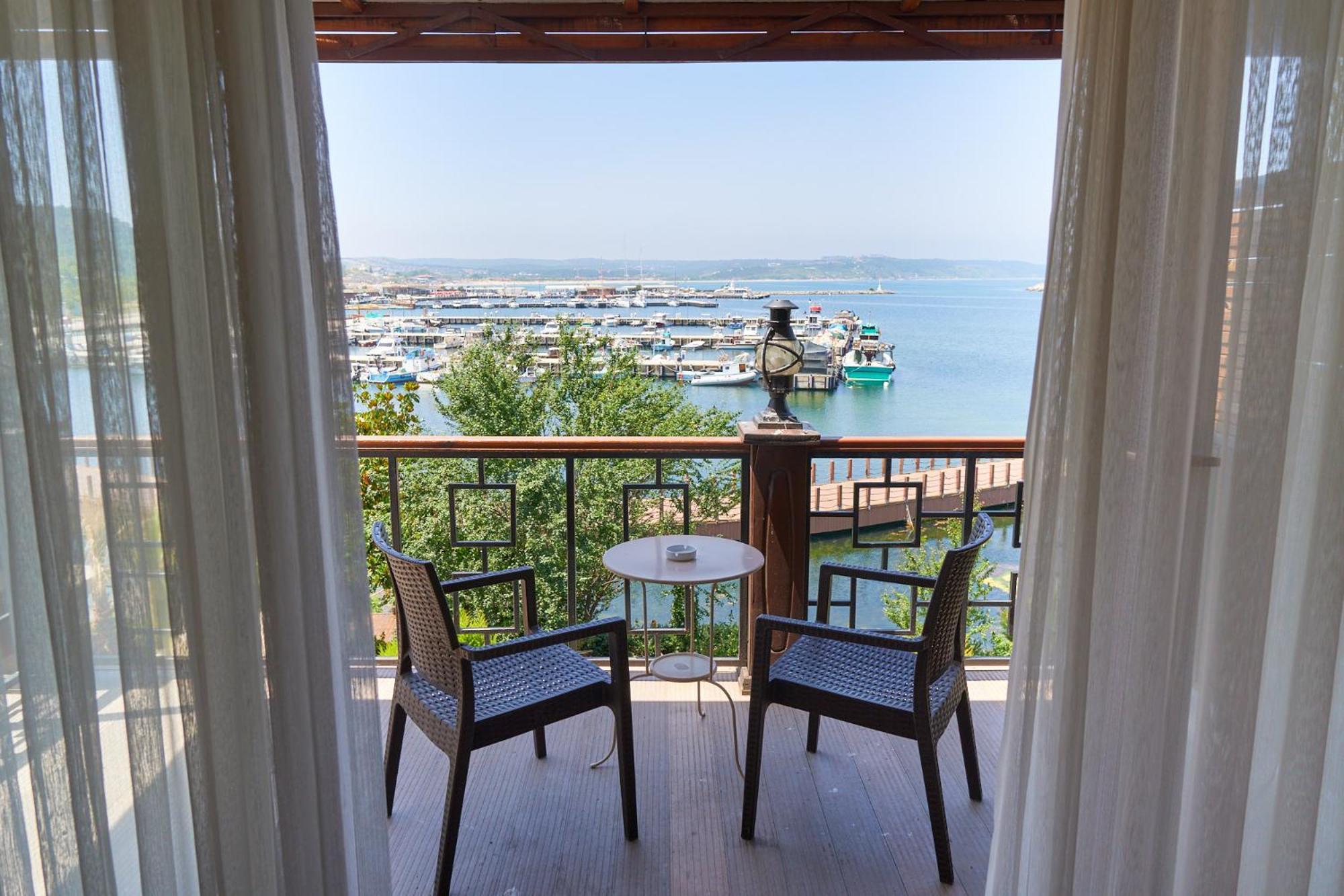 Phellos Suites Boutique Hotel Шиле Экстерьер фото